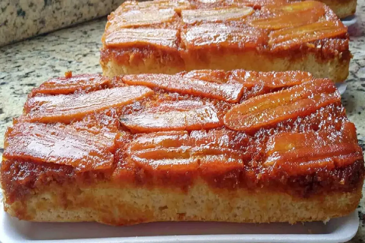 Receita de Bolo de banana caramelizada