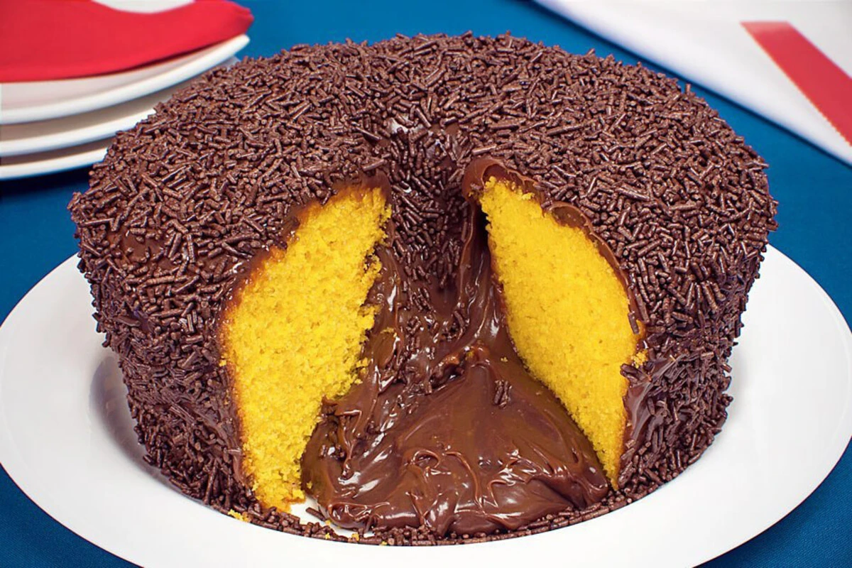 Receita Bolo de cenoura com cobertura de brigadeiro